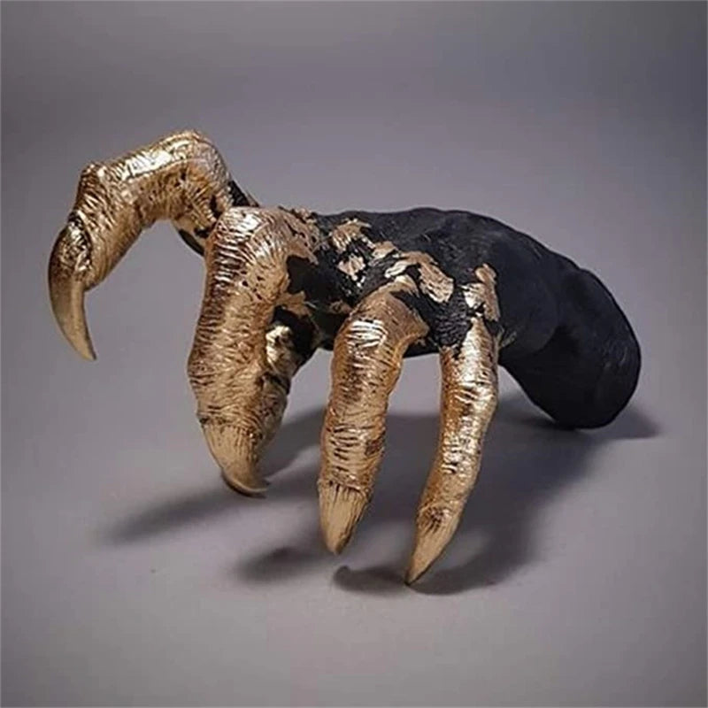 Halloween Decorative Gothic Witch Hand Statue Creative Resin Decorative Hanger Hanger Wall Art Sculpture Home Decoration
